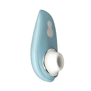 Вакуумний кліторальний стимулятор Womanizer Liberty Powder Blue SO2829 фото